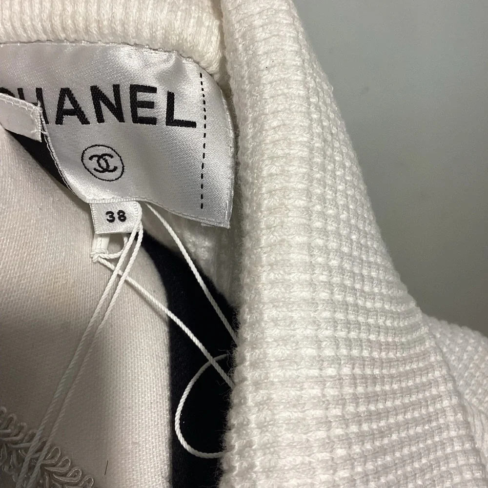 CHANEL Ivory Double-Breasted Pea Coat - Picture 4 of 4